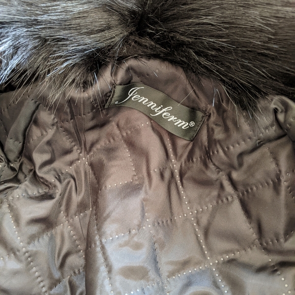 Faux Fur/Leather Vest - Picture 9 of 13